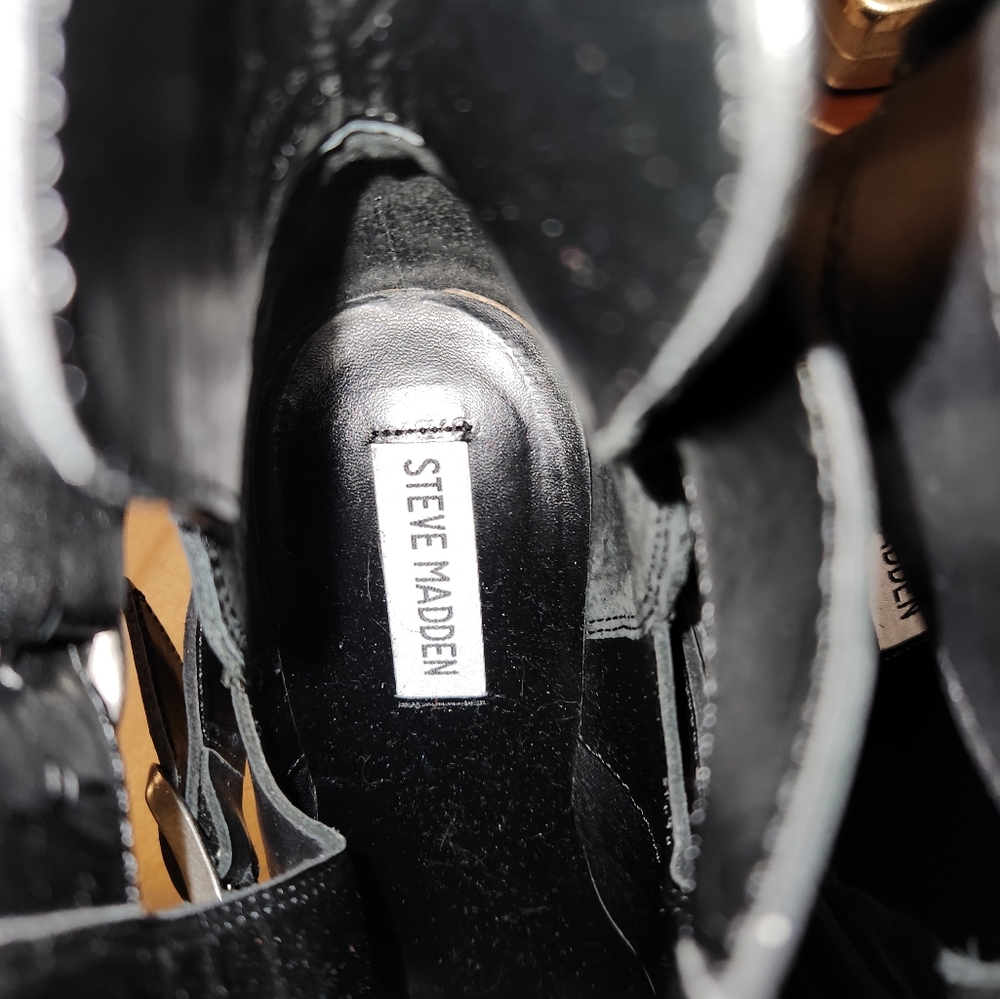 Steve Madden Leather Lavish Buckle Bootie - Picture 3 of 7